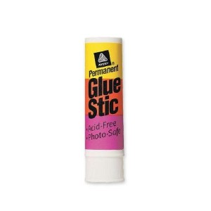 Avery Permanent Glue Stick - 0.260 oz - 1 Each - White (00166) (AVE00166)