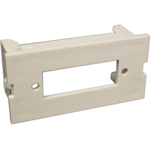 Middle Atlantic CM2-U2SC-BK Faceplates & Mounting Boxes Wiremold Cm2-u2sc-bk Faceplate - Black - 25 Cm2u2scbk 786776019001