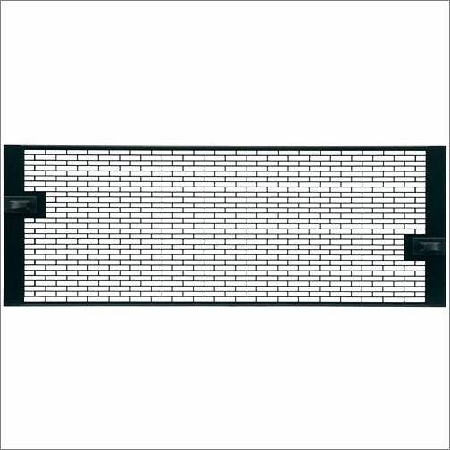 Middle Atlantic FWD-VT4 Panels Middle Atlantic Forward Series 4ru Tool-less Vented Rack Panel - Perforated With 74% Open Area - Fla Fwdvt4 656747384608