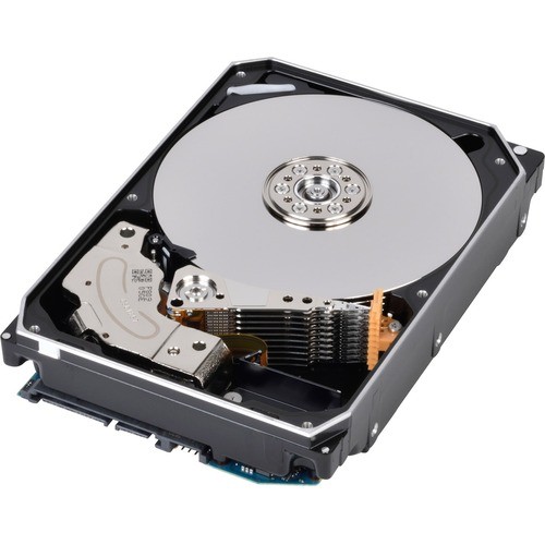 Toshiba MG08ACA16TE Hard Drives Toshiba Mg08 Mg08aca16ta 16 Tb Hard Drive - 3.5" Internal - Sata (sata/600) - Server, Storage System 723844001506