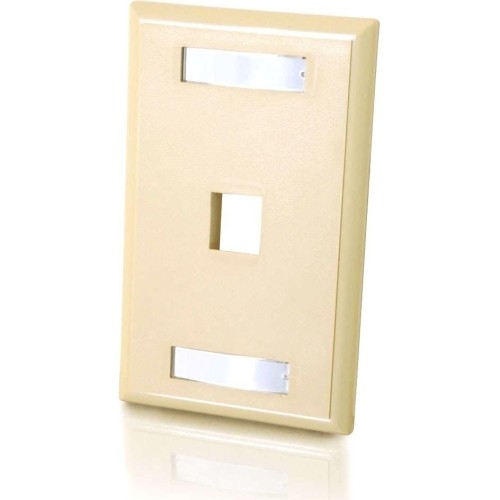 C2g 03710 Faceplates & Mounting Boxes 1 Socket Keystone Network/multimedia Faceplate 757120037101